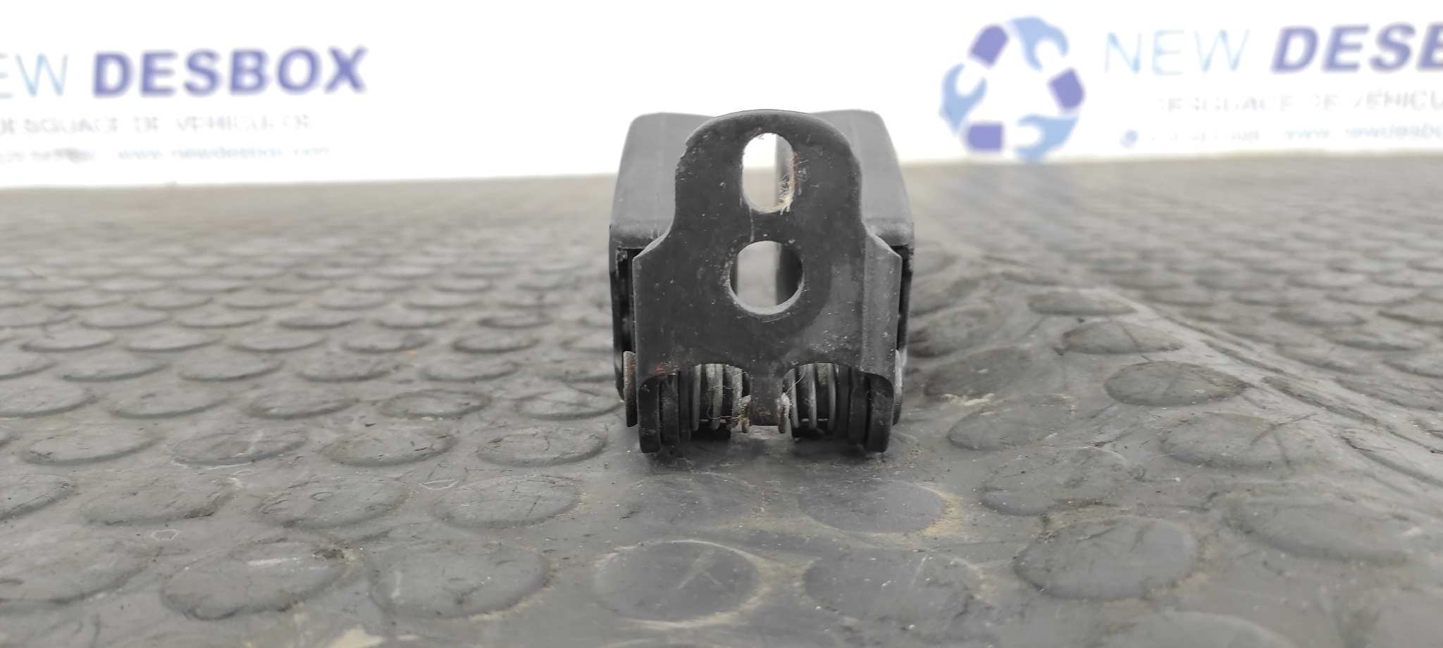 ENGANCHE CINTURON  TRASERO MEDIO DOBLE  FORD FOCUS BERLINA (CAP) - vista 2