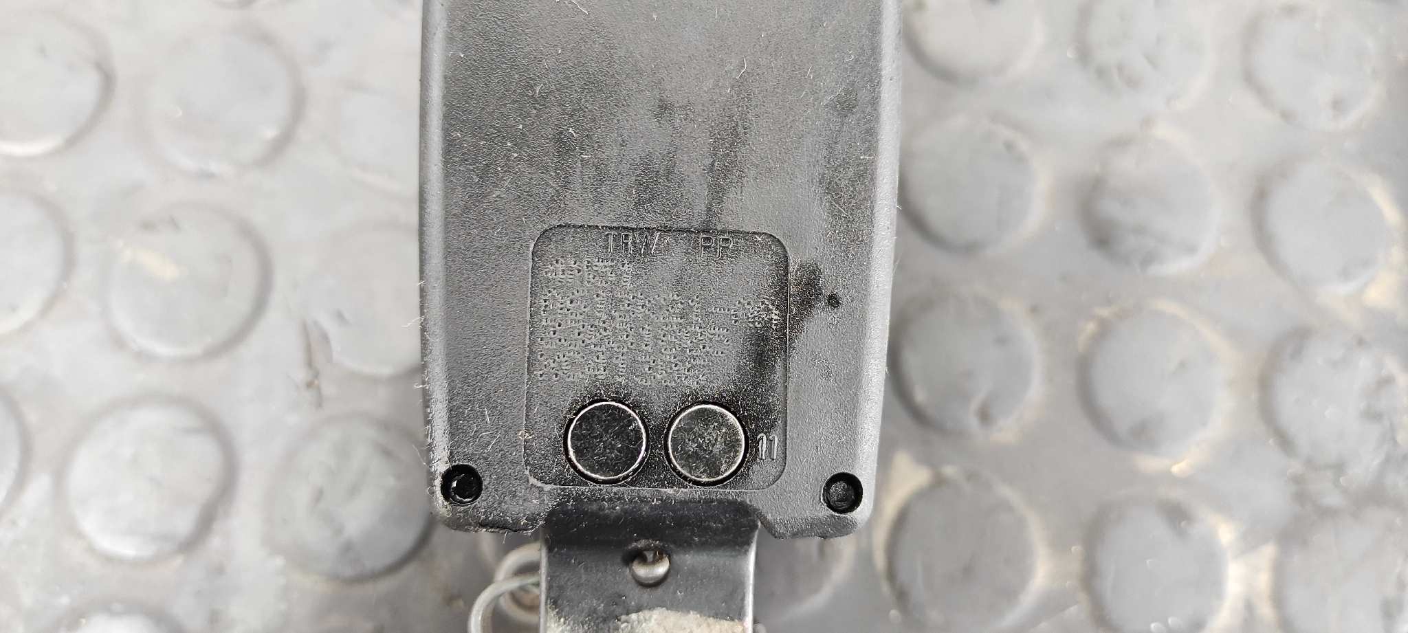 ENGANCHE CINTURON  TRASERO MEDIO DOBLE  FORD FOCUS BERLINA (CAP) - vista 4