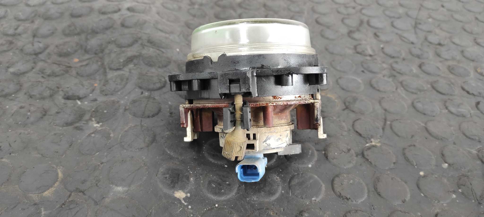 FARO ANTINIEBLA IZQUIERDO CITROEN XSARA PICASSO - vista 3