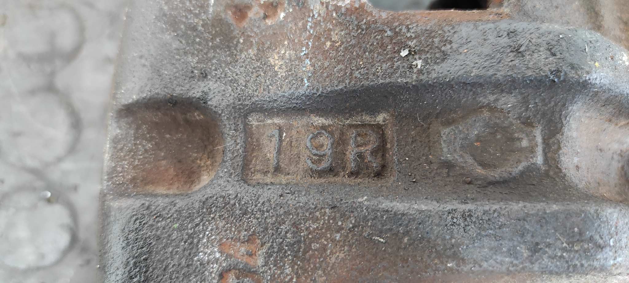 PINZA DE FRENO DELANTERA IZQUIERDA NISSAN X-TRAIL (T30) - vista 2