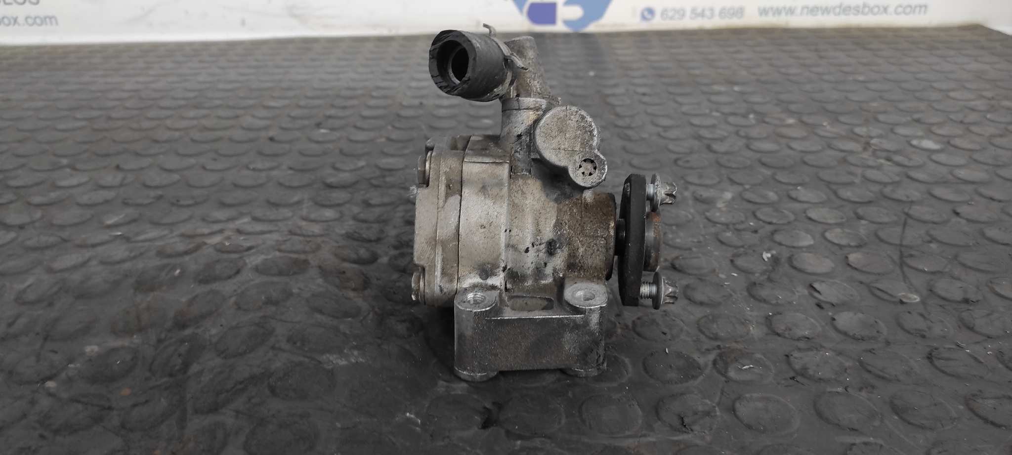 BOMBA DIRECCION MERCEDES-BENZ CLASE CLC (CL203) CLC - vista 4