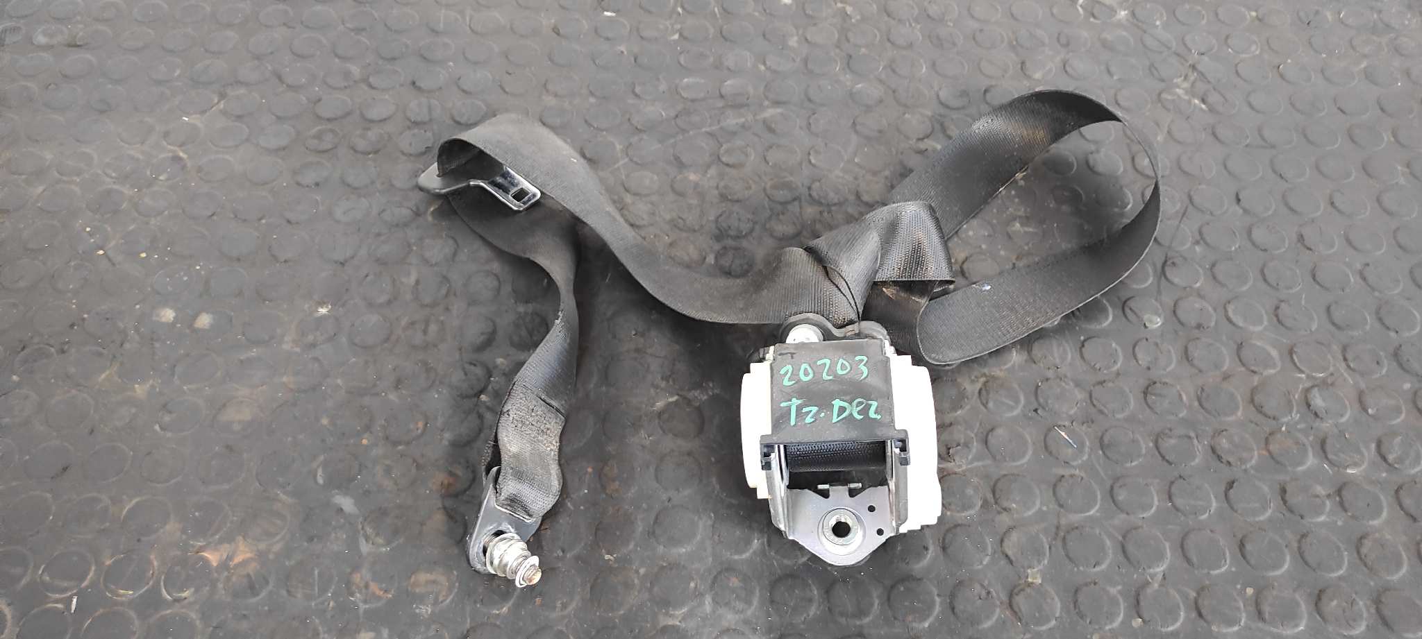 CINTURON TRASERO DERECHO FIAT BRAVO (198)