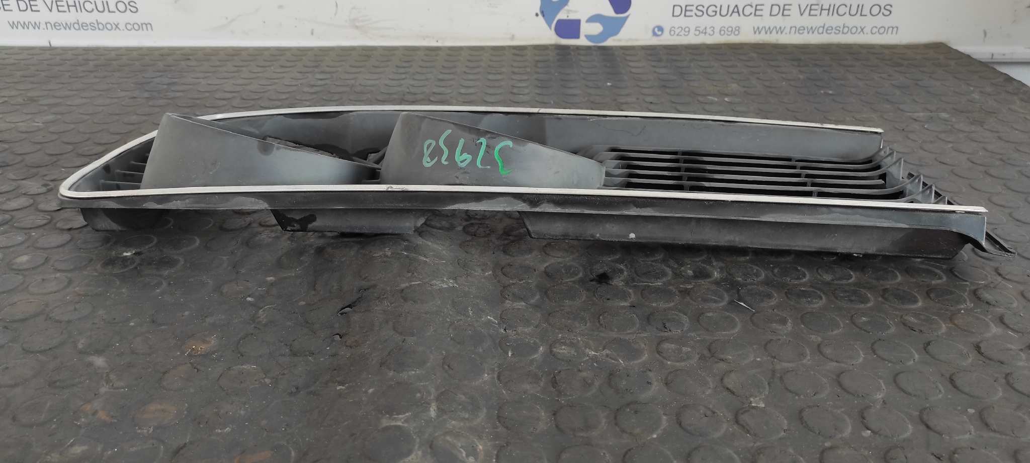 REJILLA DELANTERA BMW SERIE 5 (E12) - vista 6