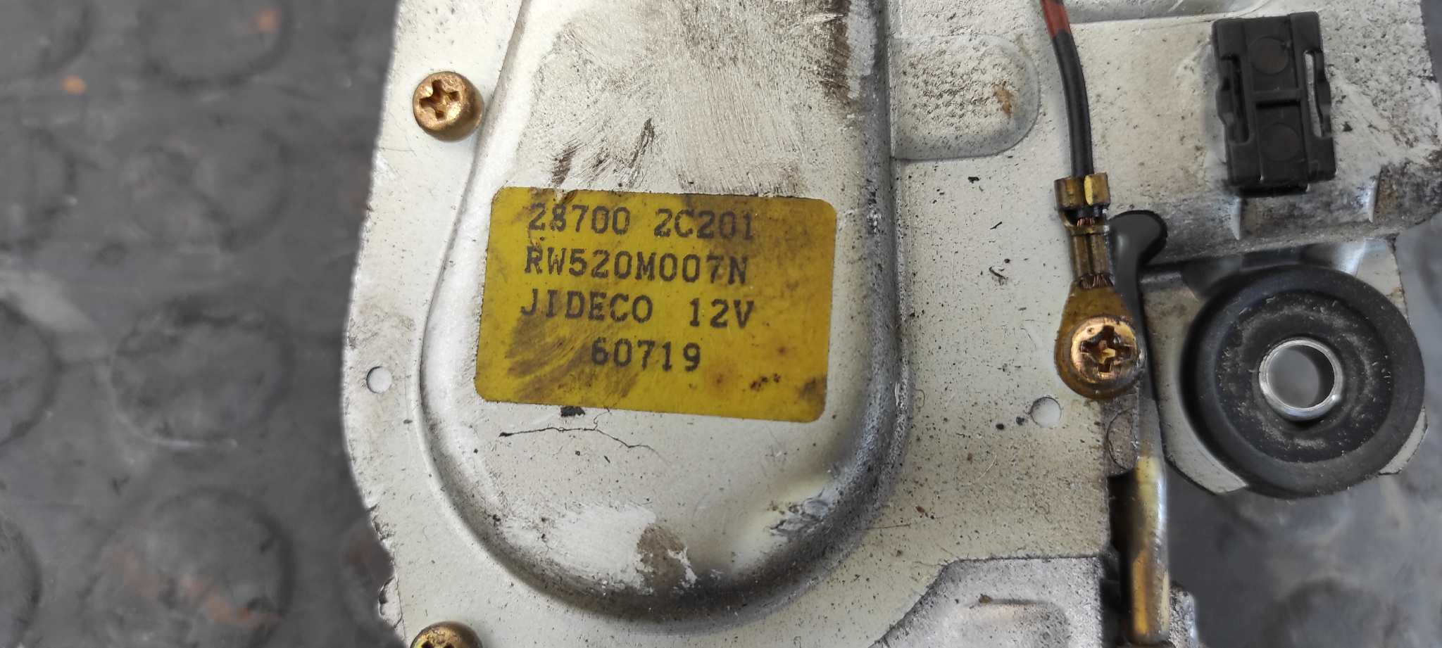 MOTOR LIMPIA TRASERO NISSAN VANETTE CARGO - vista 4