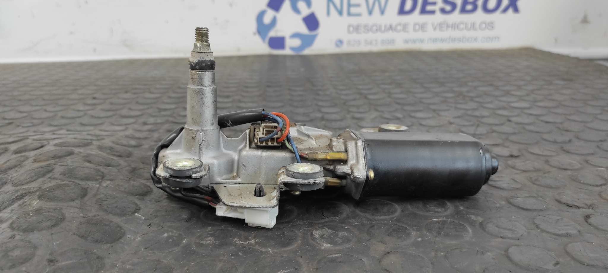 MOTOR LIMPIA TRASERO NISSAN VANETTE CARGO - vista 4