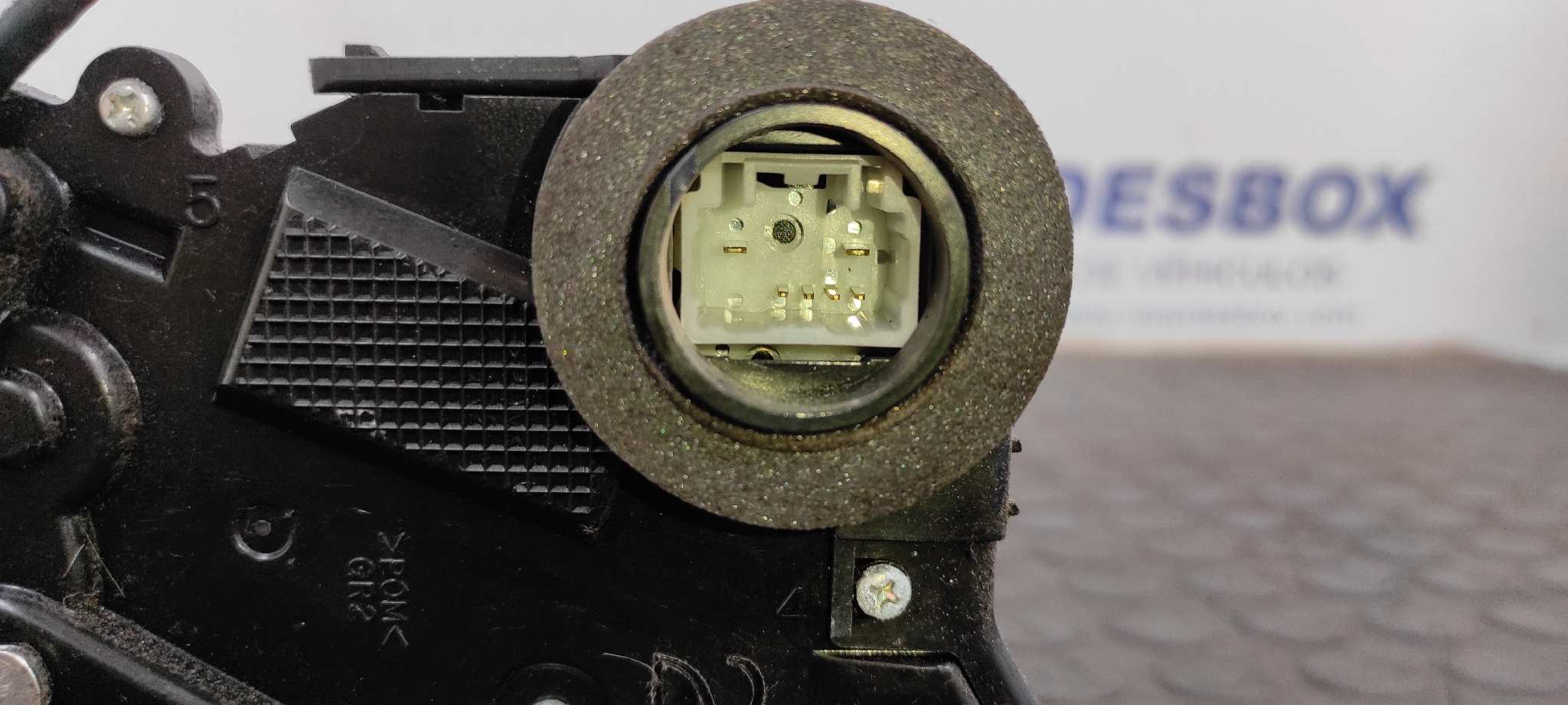 CERRADURA PUERTA DELANTERA DERECHA TOYOTA YARIS (KSP9/SCP9/NLP9) - vista 2