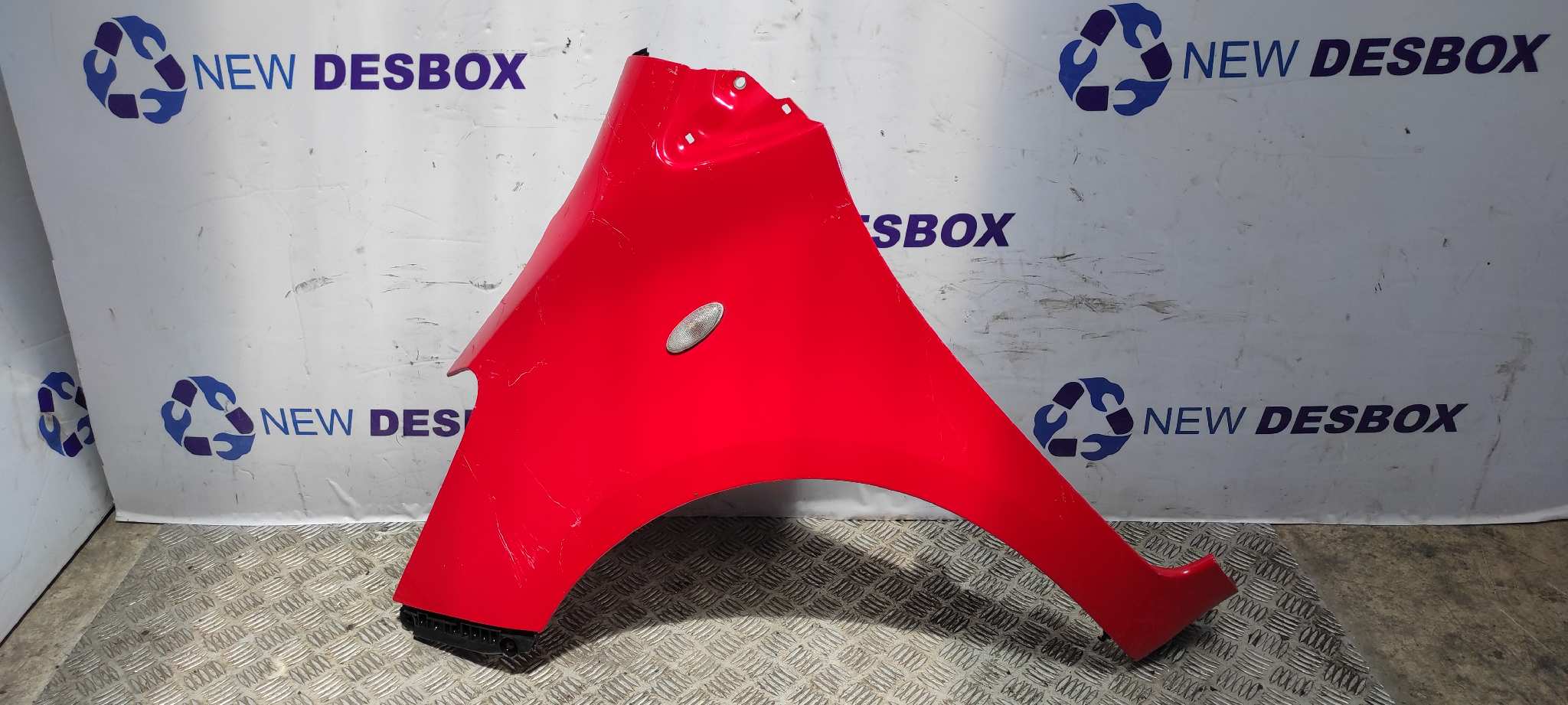 ALETA DELANTERA IZQUIERDA TOYOTA YARIS (KSP9/SCP9/NLP9)