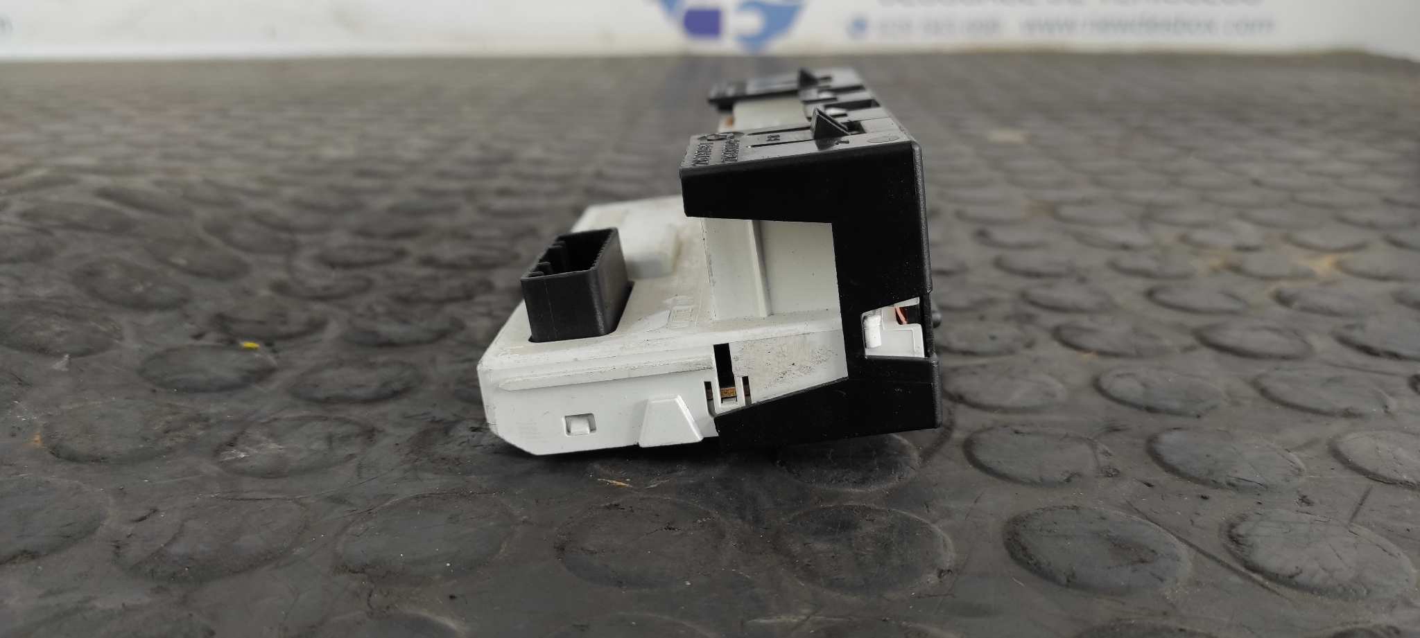 PANTALLA MULTIFUNCION RENAULT MEGANE II - vista 7