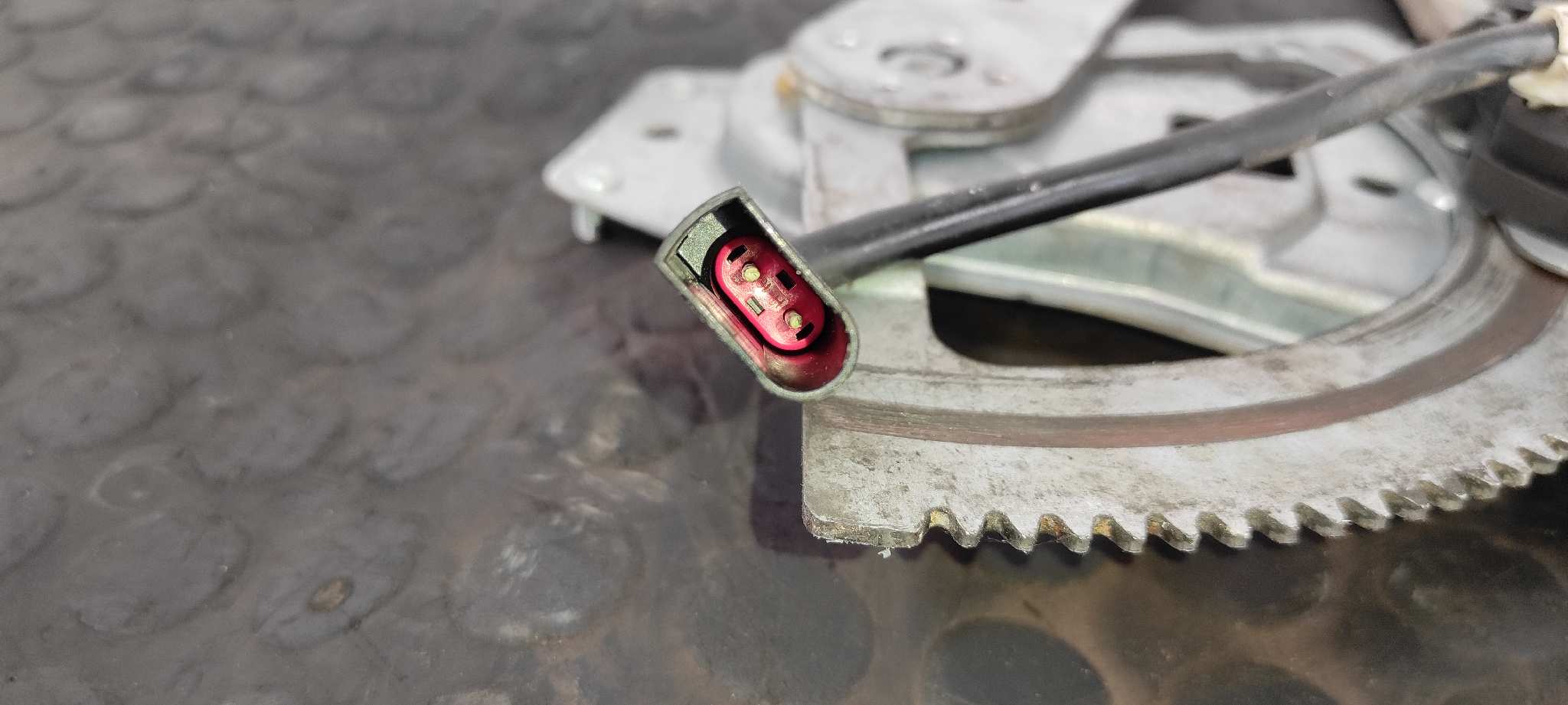 ELEVALUNAS DELANTERO DERECHO FORD TRANSIT CAJA ABIERTA '06 - vista 3