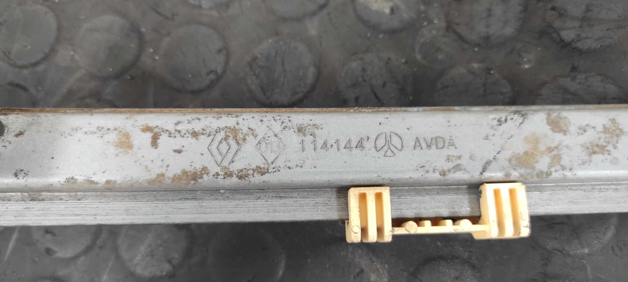 ELEVALUNAS DELANTERO DERECHO RENAULT MEGANE I SCENIC (JA0) - vista 2