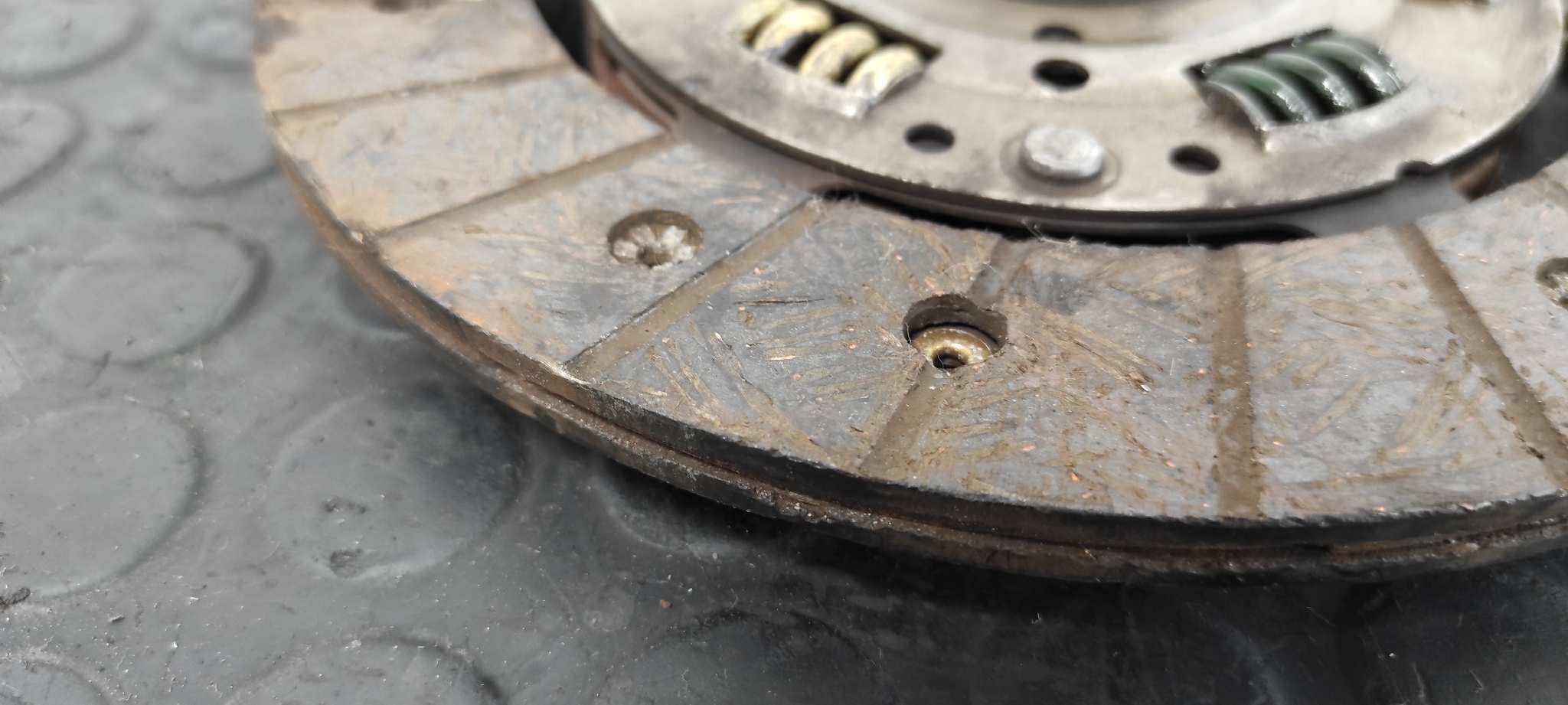 KIT EMBRAGUE NISSAN TRADE - vista 8