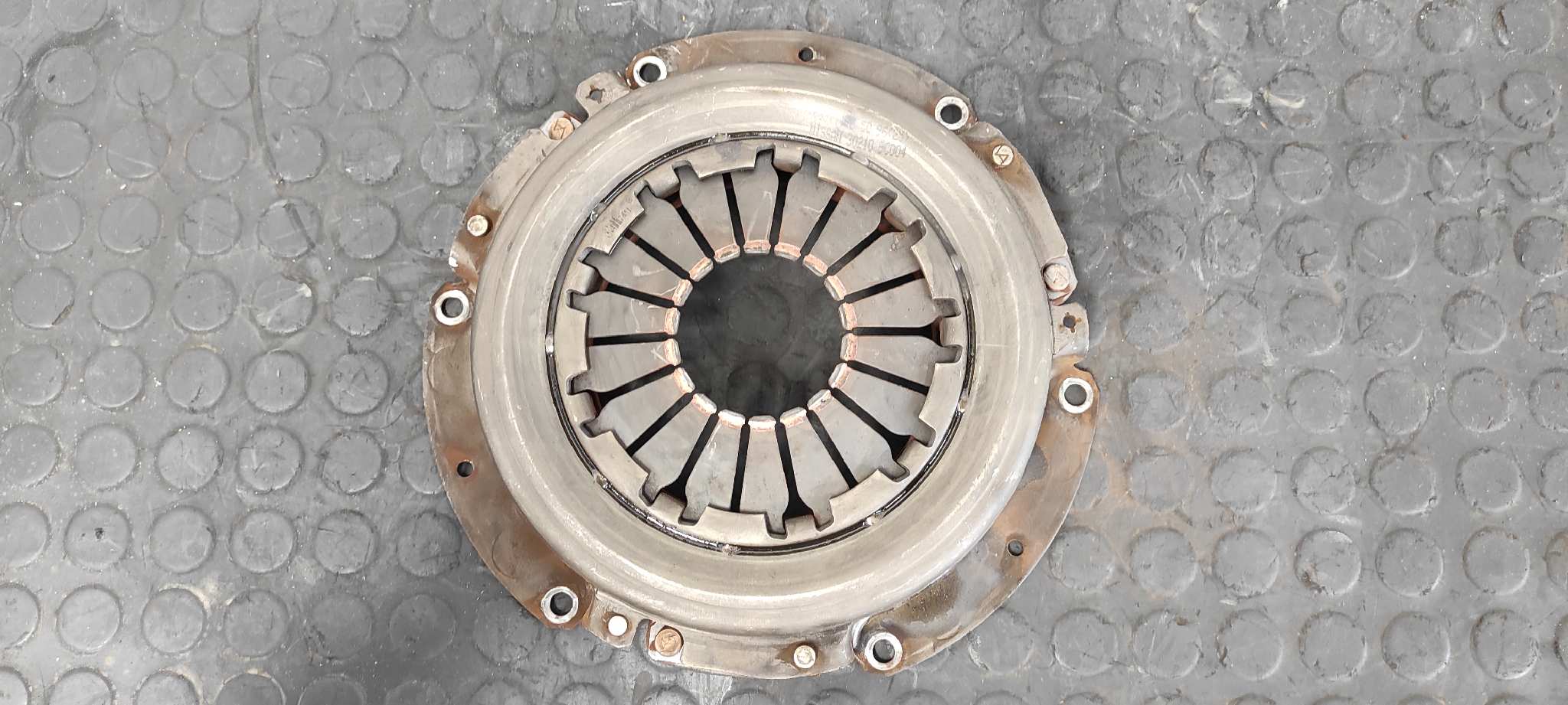 KIT EMBRAGUE NISSAN TRADE - vista 6