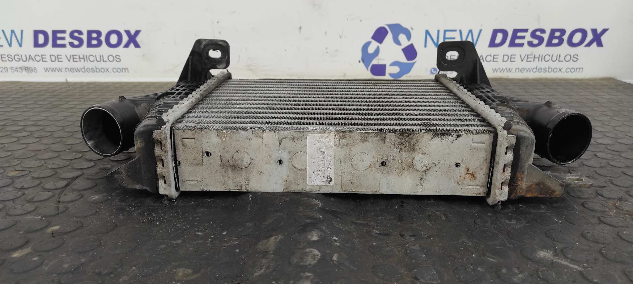 INTERCOOLER NISSAN CABSTAR - vista 5