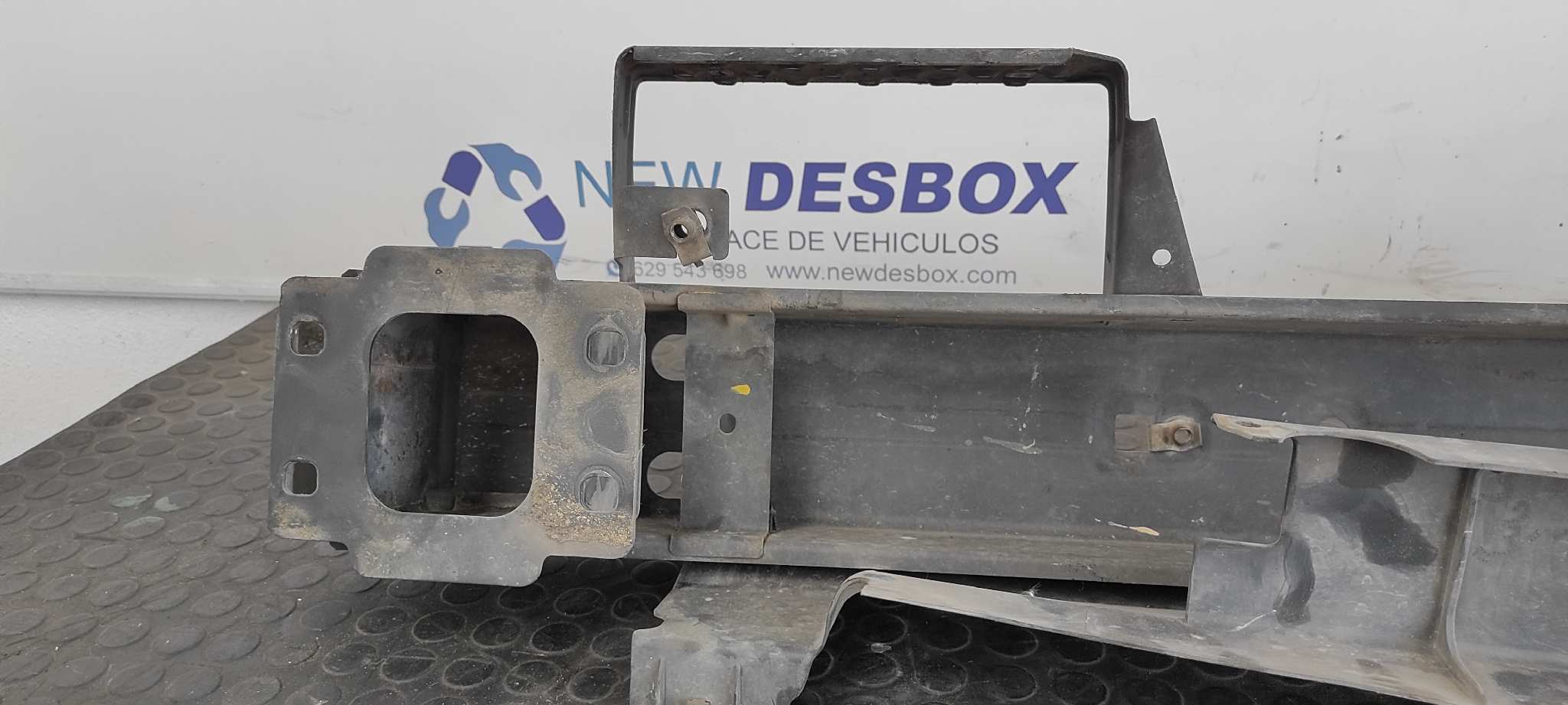 REFUERZO PARAGOLPES DELANTERO FORD TRANSIT CAJA ABIERTA '06 - vista 9
