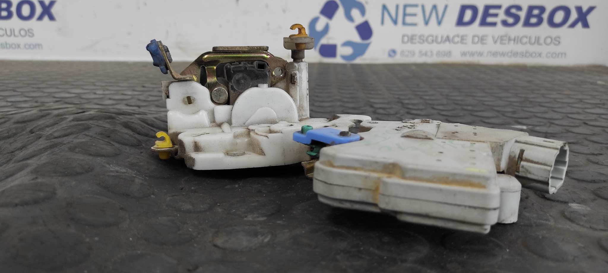 CERRADURA PUERTA DELANTERA IZQUIERDA NISSAN TERRANO/TERRANO.II (R20) - vista 3