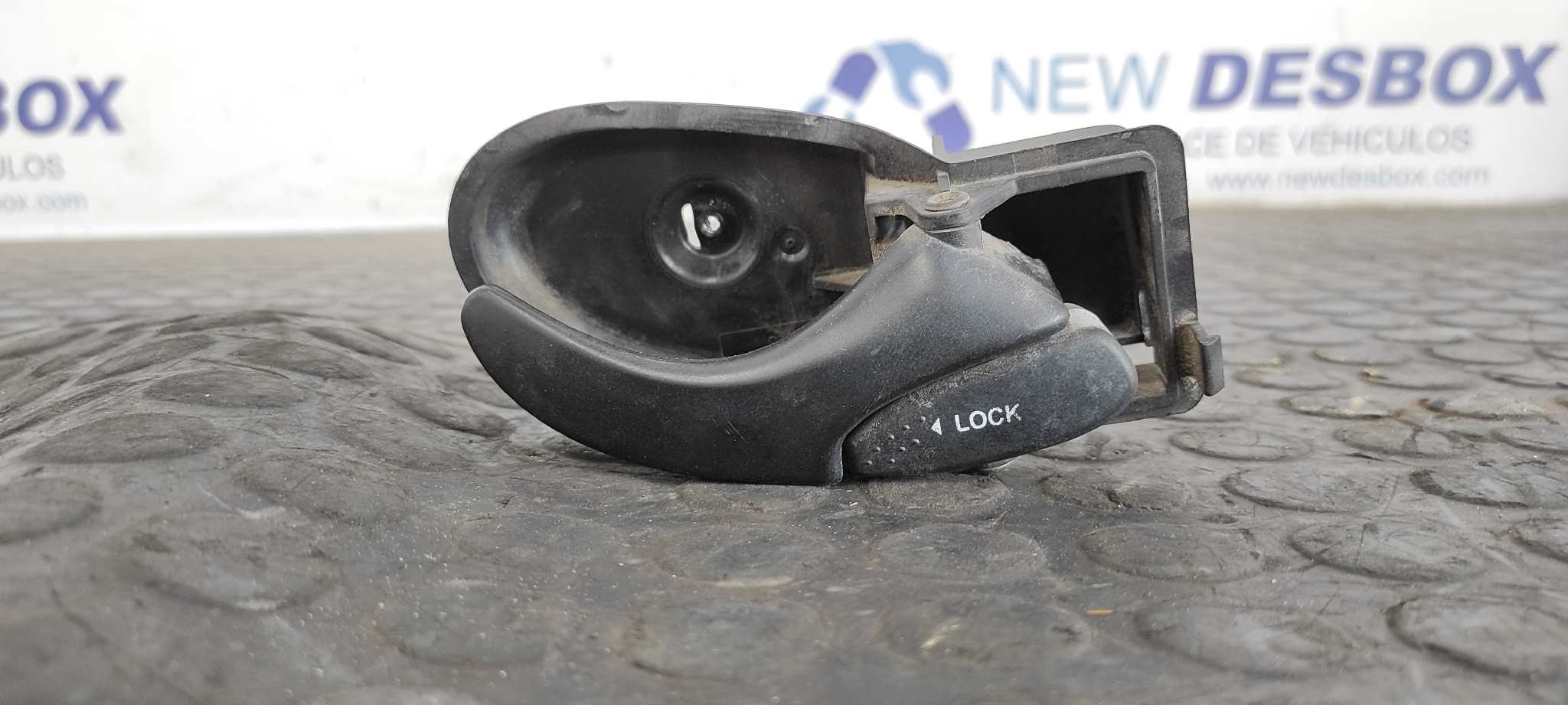 MANETA INTERIOR DELANTERA DERECHA FORD TRANSIT CAJA ABIERTA '06