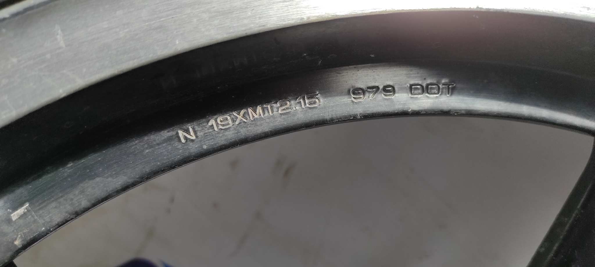 LLANTA HONDA CB 900 - vista 6