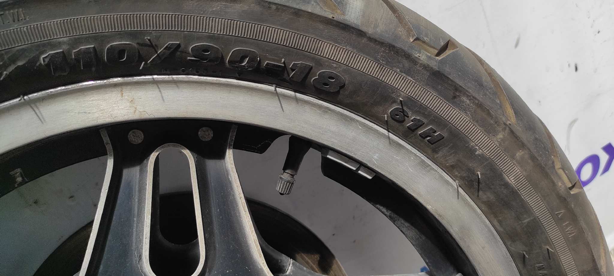 LLANTA HONDA CB 900 - vista 7