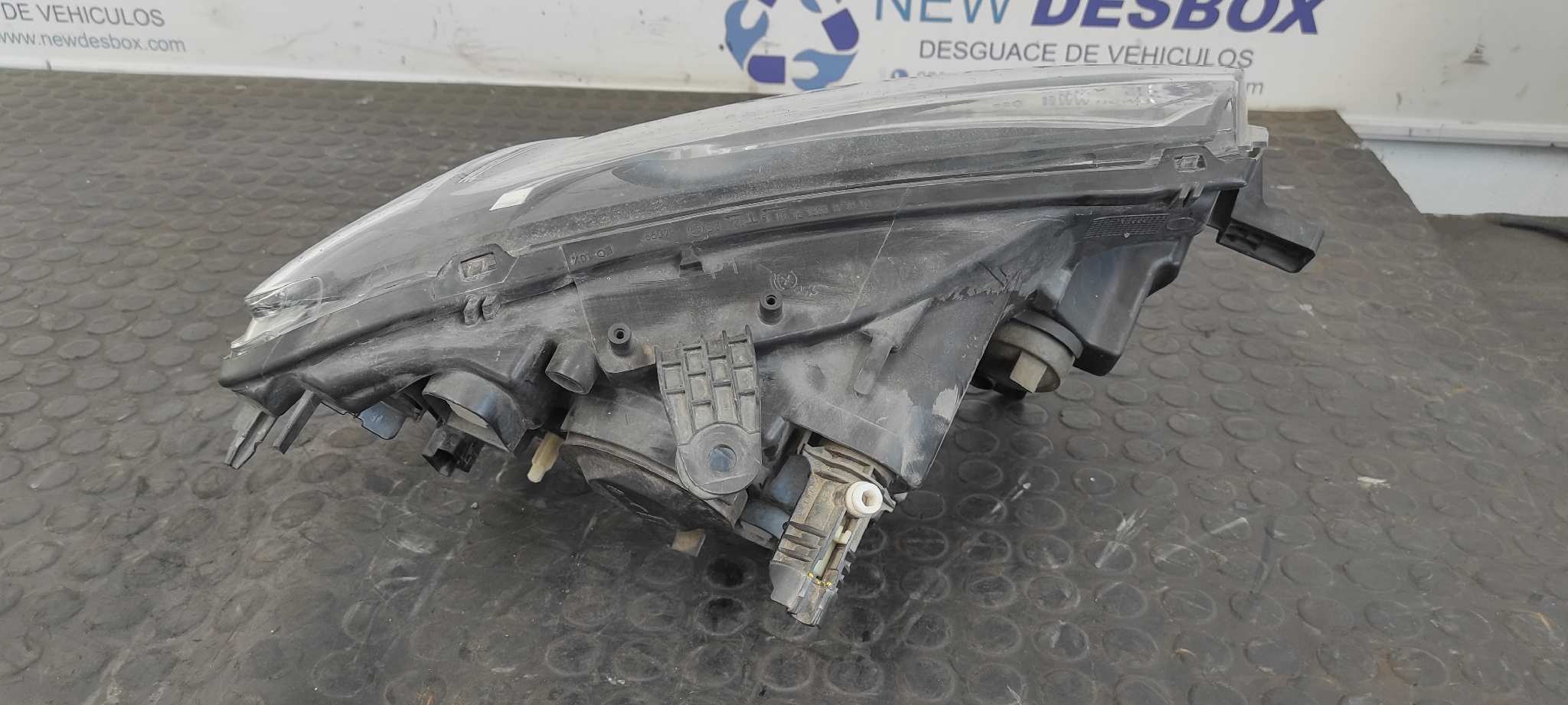 FARO IZQUIERDO DACIA SANDERO - vista 2