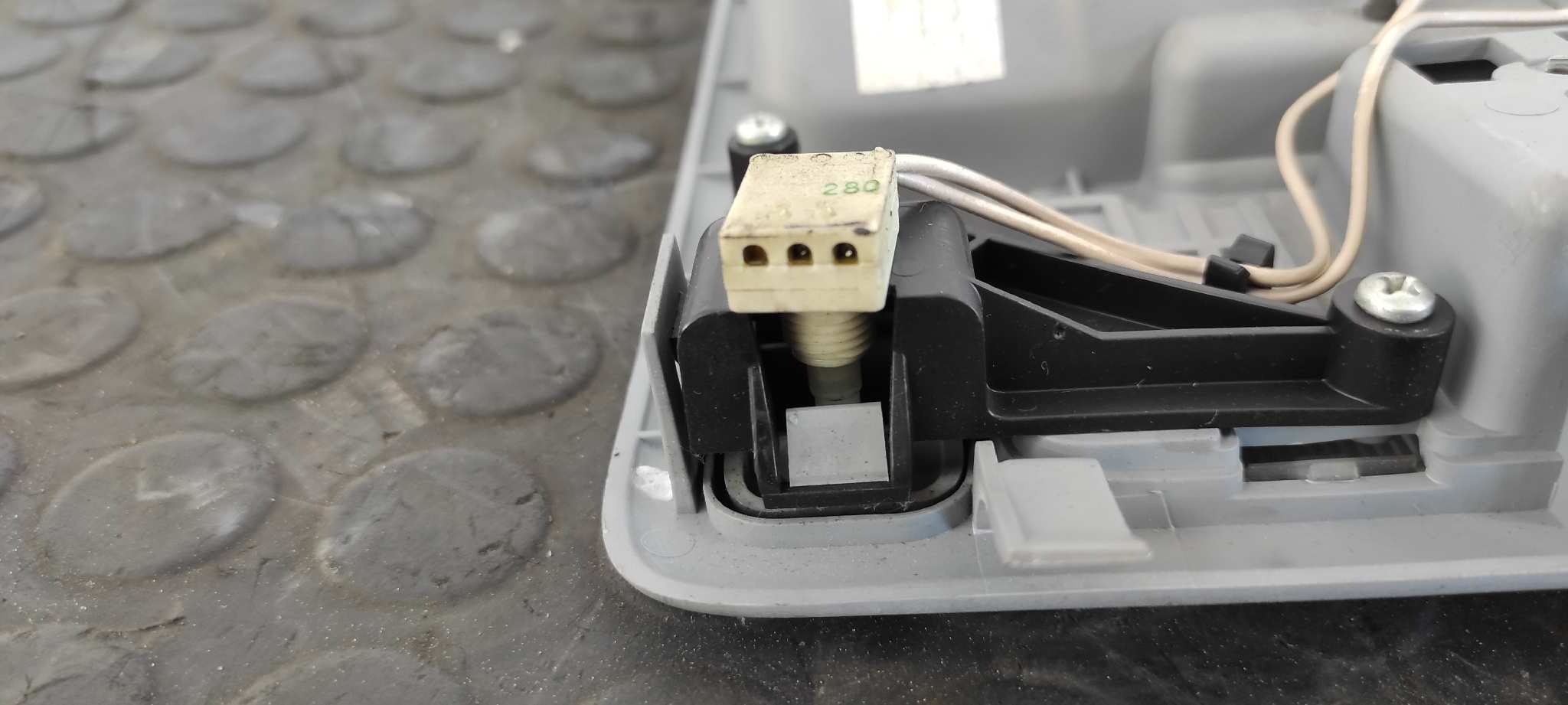 LUZ INTERIOR TOYOTA RAV 4 (A2) - vista 6