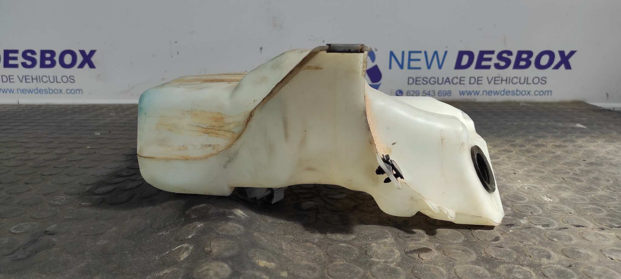 DEPOSITO LIMPIA FORD GRAND C-MAX - vista 2