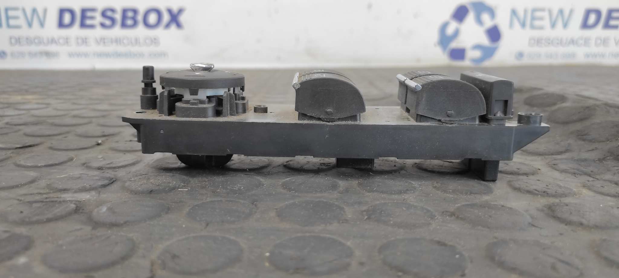 MANDO ELEVALUNAS DELANTERO IZQUIERDO FORD GRAND C-MAX - vista 2