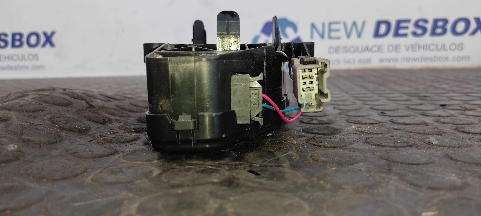 CERRADURA MALETERO / PORTON FORD GRAND C-MAX - vista 5