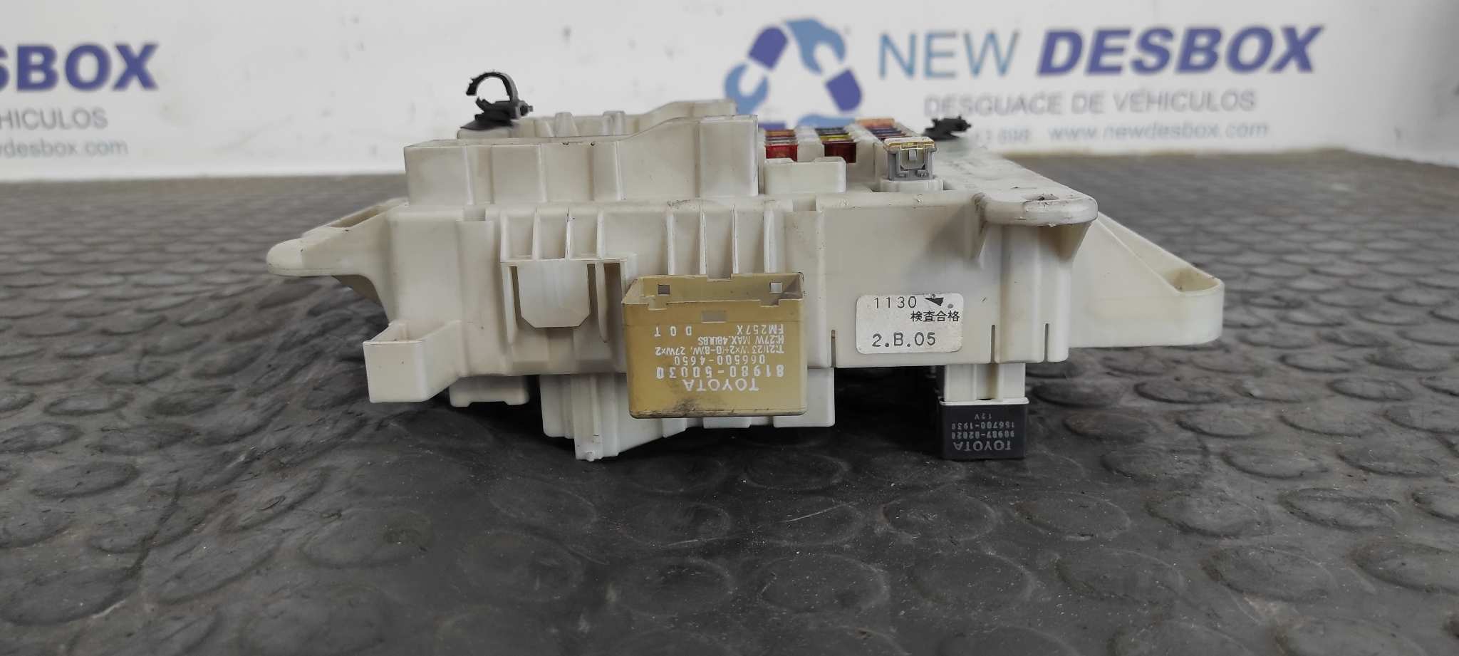 CAJA RELES / FUSIBLES TOYOTA RAV 4 (A2) - vista 15