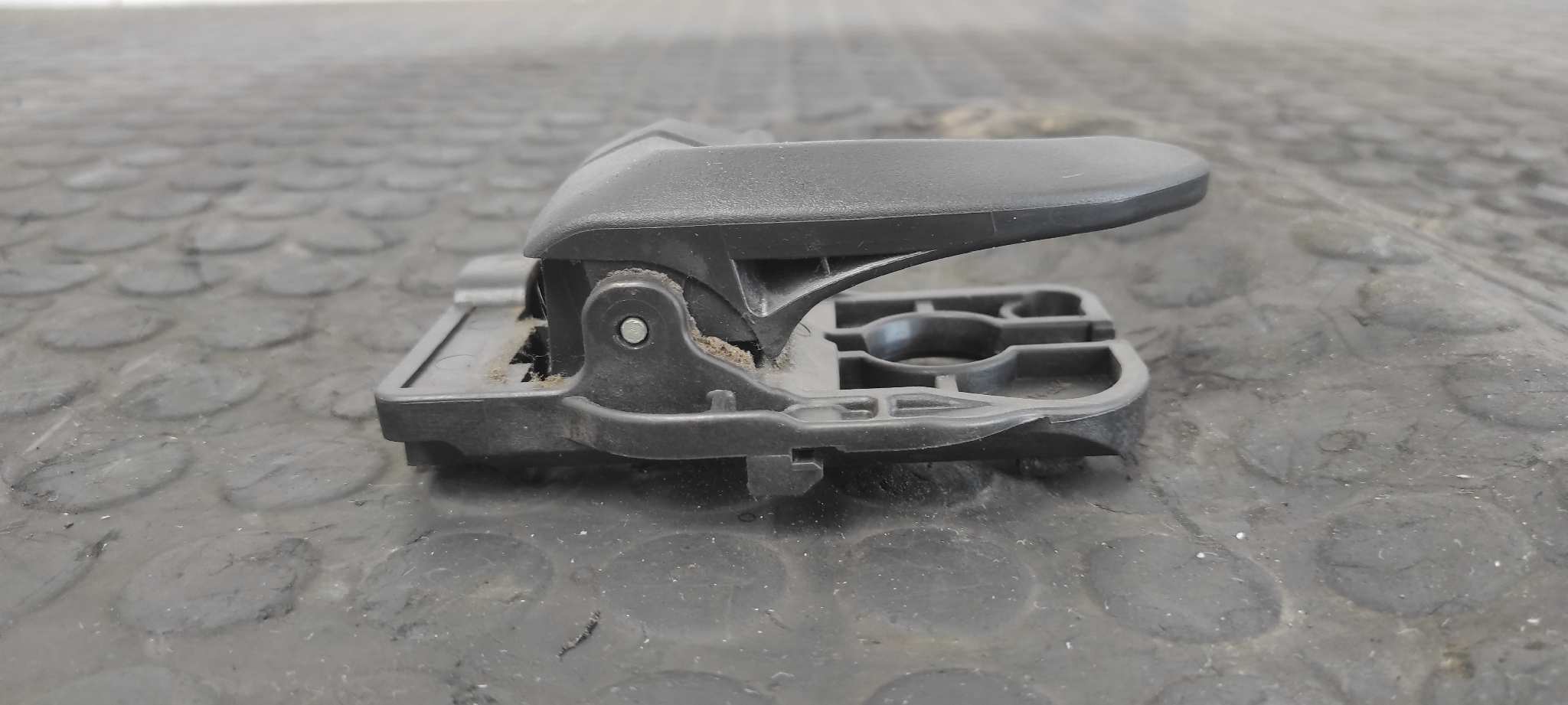 MANETA INTERIOR TRASERA IZQUIERDA KIA SOUL - vista 4