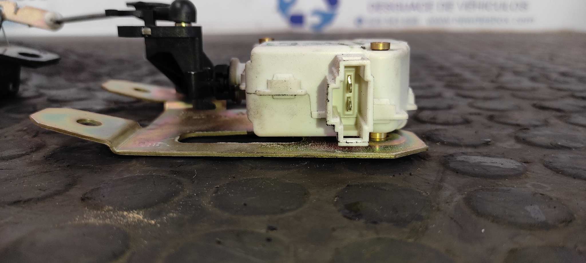 CERRADURA MALETERO / PORTON VOLKSWAGEN TOUAREG (7LA) - vista 7