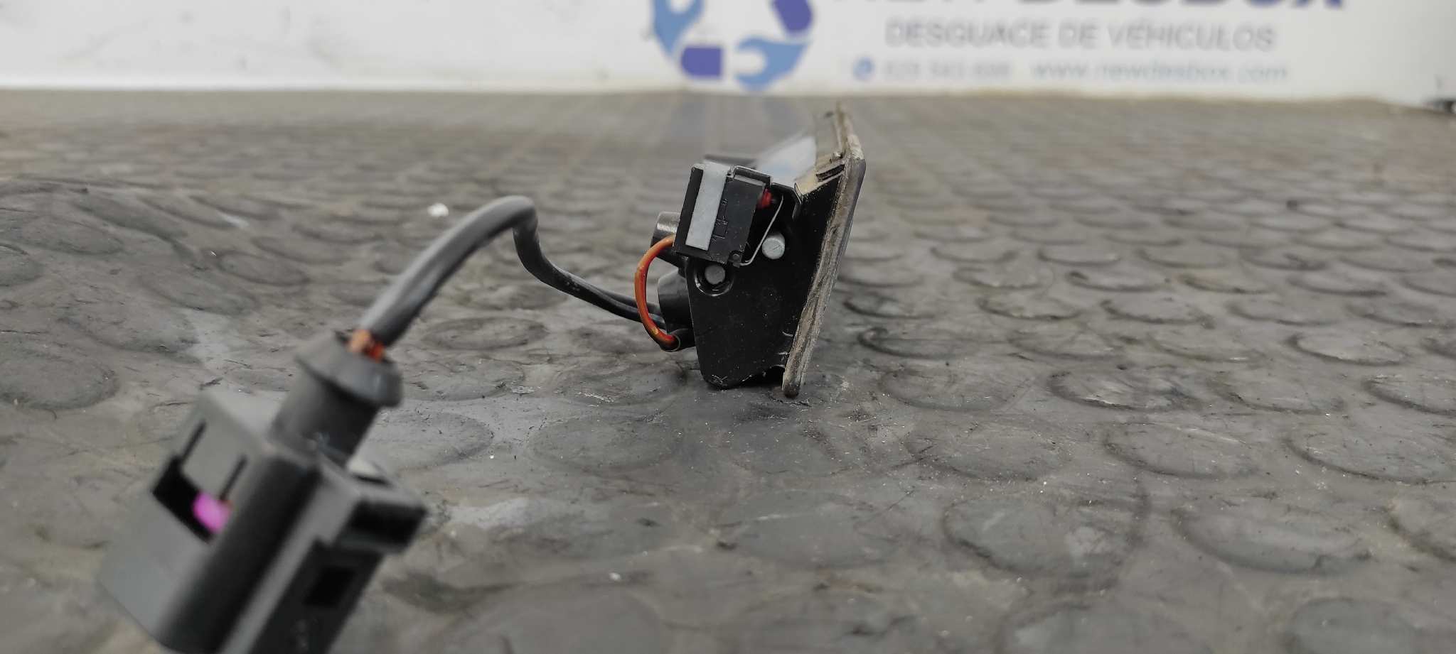 MANETA EXTERIOR PORTON VOLKSWAGEN TOUAREG (7LA) - vista 2