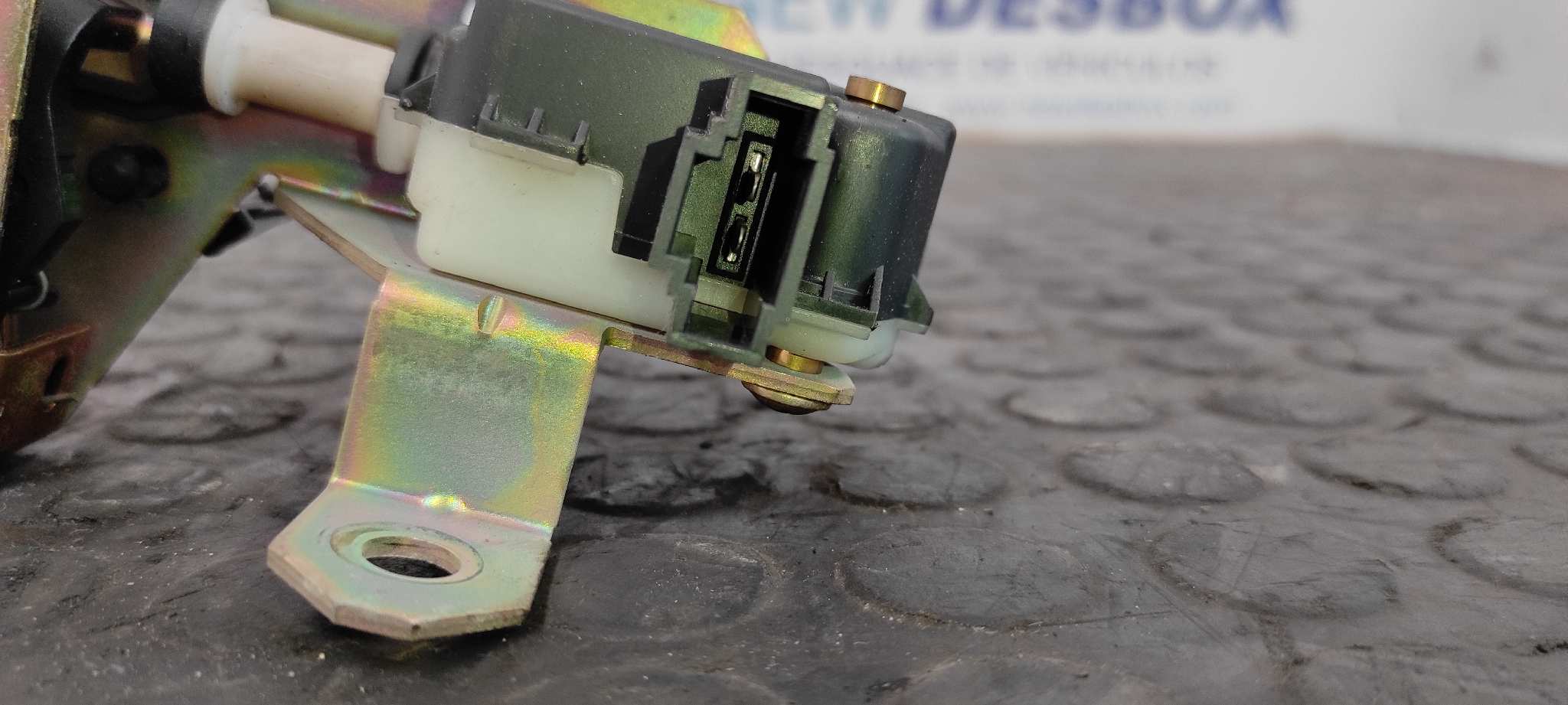 CERRADURA MALETERO / PORTON VOLKSWAGEN TOUAREG (7LA) - vista 2