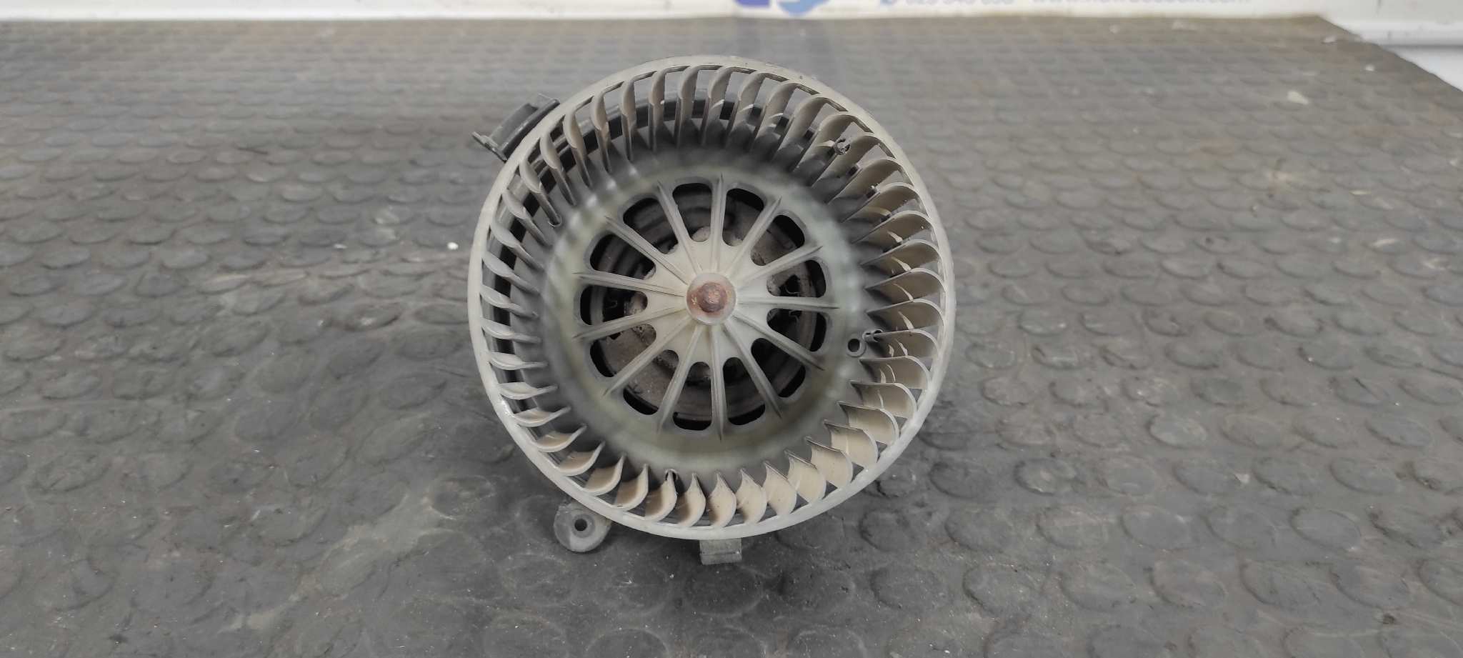 MOTOR CALEFACCION MERCEDES-BENZ CLASE C (W204) BERLINA - vista 5