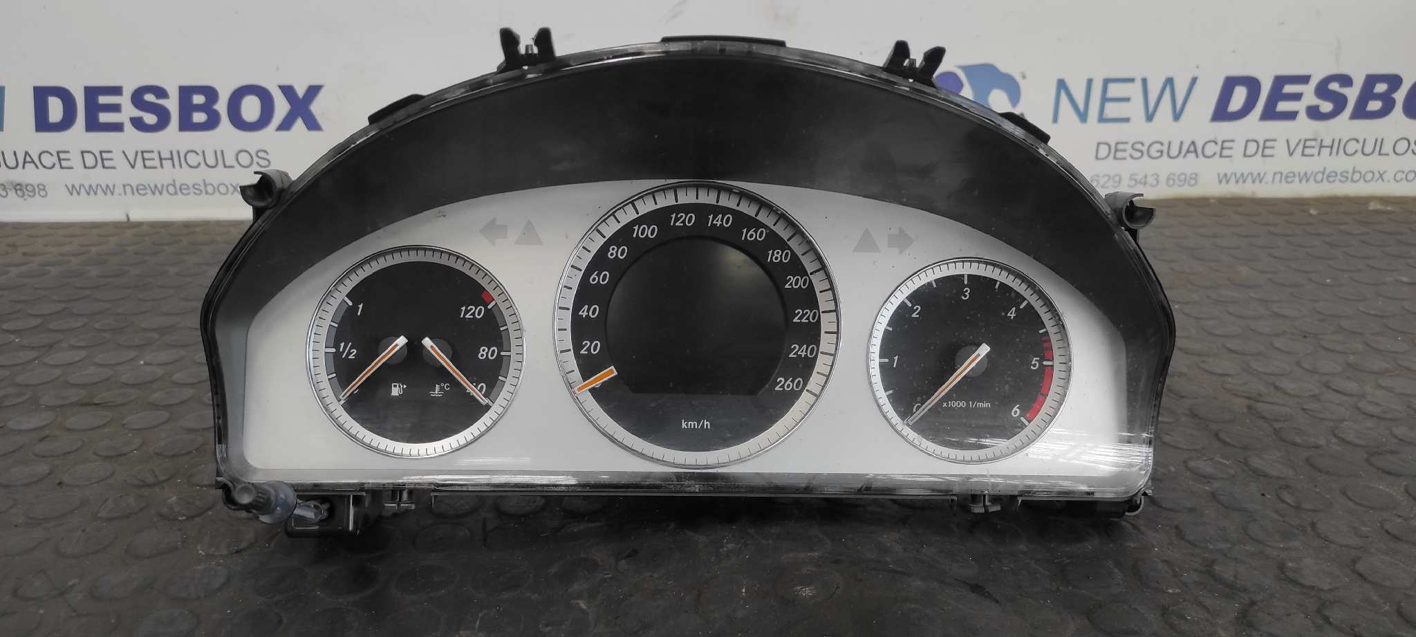 CUADRO INSTRUMENTOS MERCEDES-BENZ CLASE C (W204) BERLINA