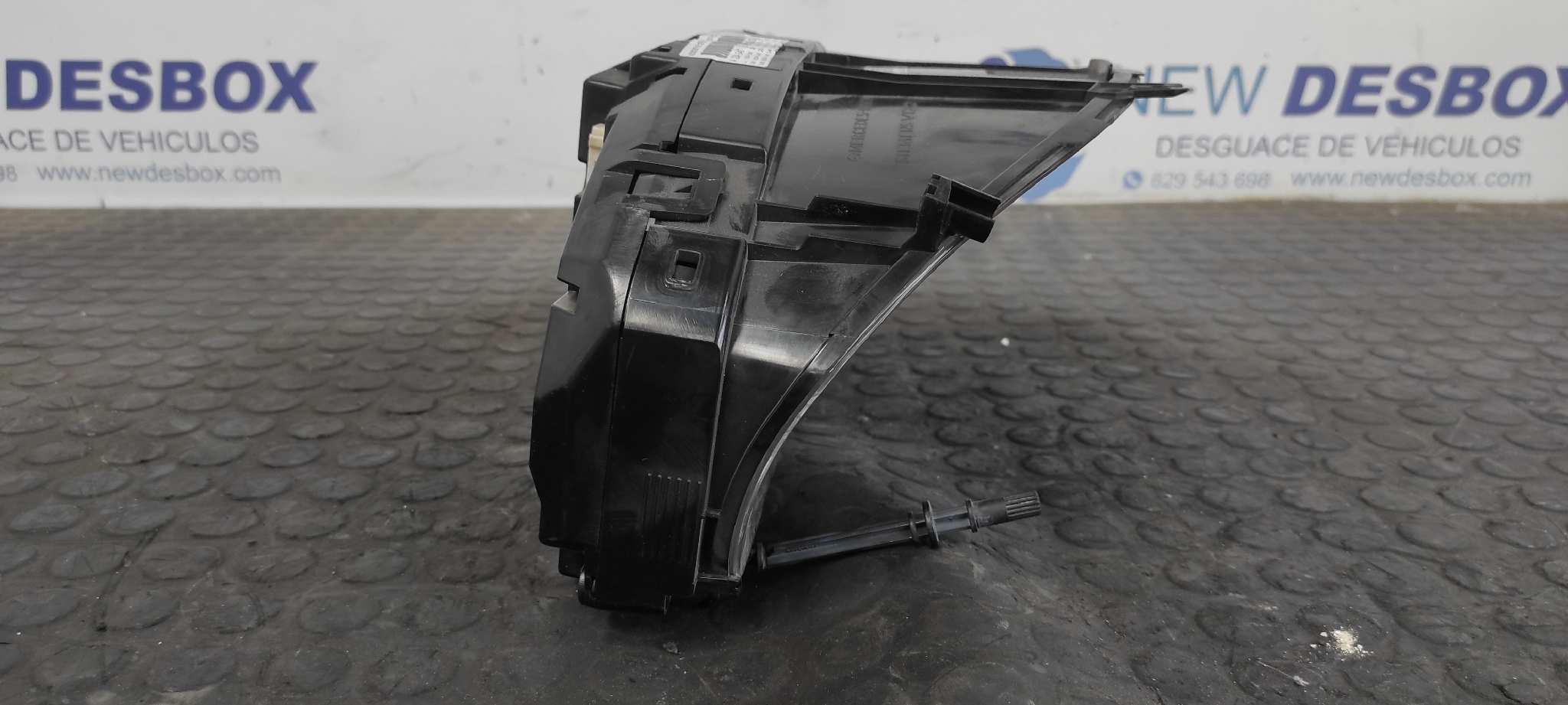 CUADRO INSTRUMENTOS MERCEDES-BENZ CLASE C (W204) BERLINA - vista 9