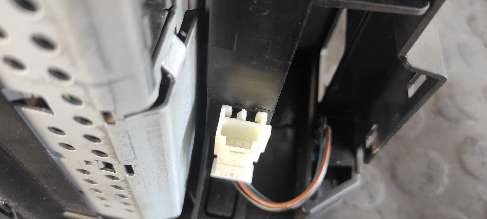 PANTALLA MULTIFUNCION MERCEDES-BENZ CLASE C (W204) BERLINA - vista 7