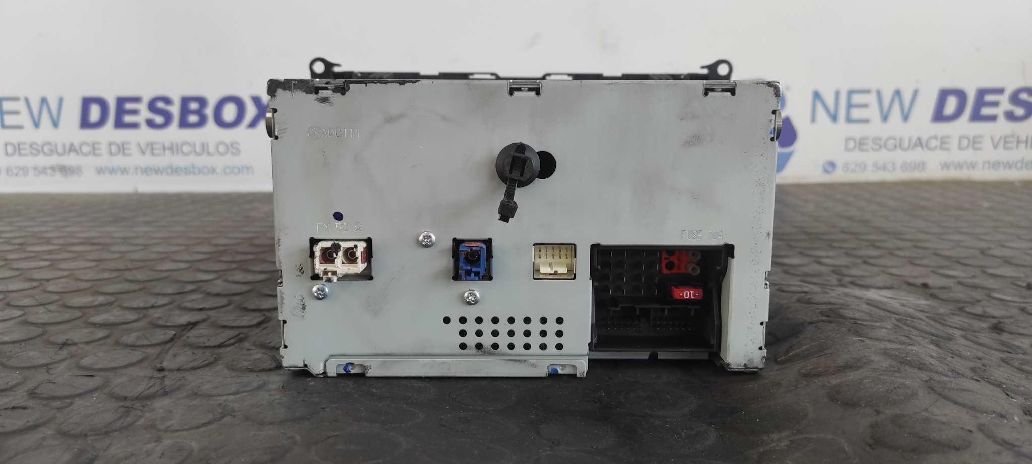 SISTEMA AUDIO / RADIO CD MERCEDES-BENZ CLASE C (W204) BERLINA - vista 9