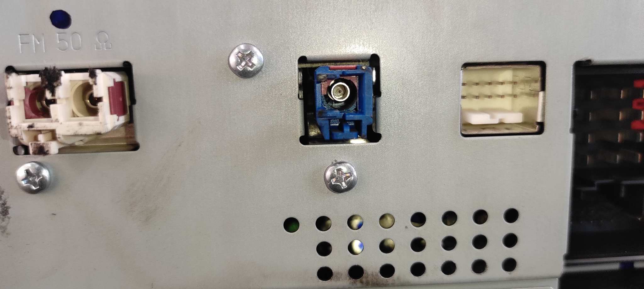 SISTEMA AUDIO / RADIO CD MERCEDES-BENZ CLASE C (W204) BERLINA - vista 4