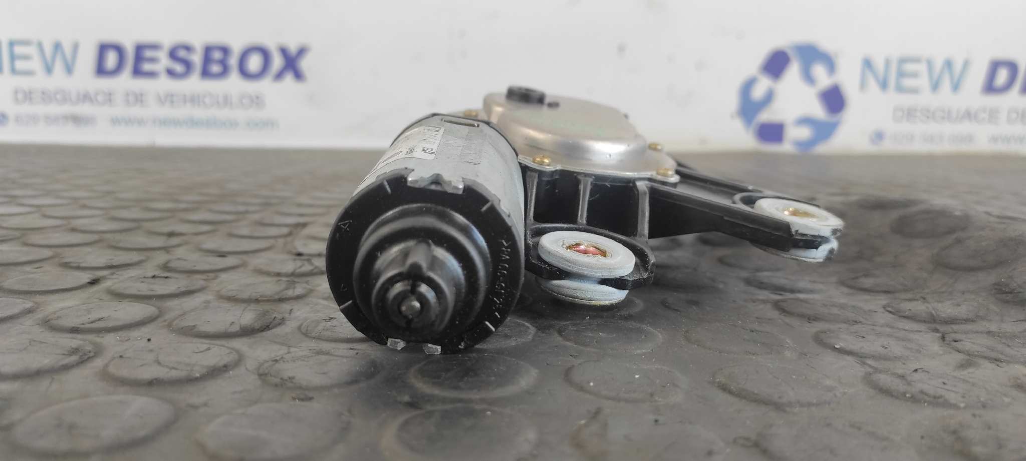 MOTOR LIMPIA TRASERO VOLKSWAGEN TOUAREG (7LA) - vista 7