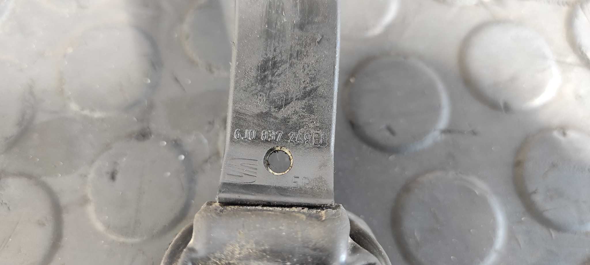 RETENEDOR PUERTA DERECHA SEAT IBIZA SC (6P5) - vista 3