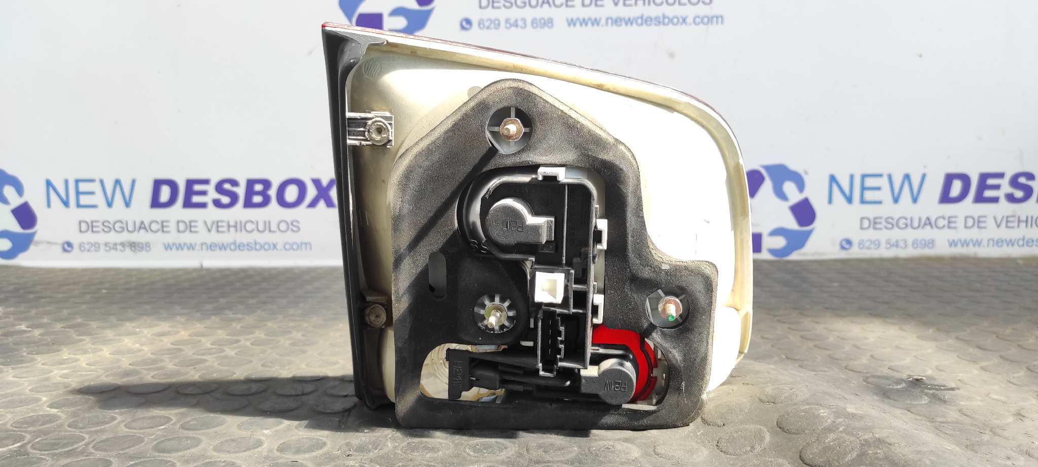 PILOTO PORTON DERECHO VOLKSWAGEN TOUAREG (7LA) - vista 2