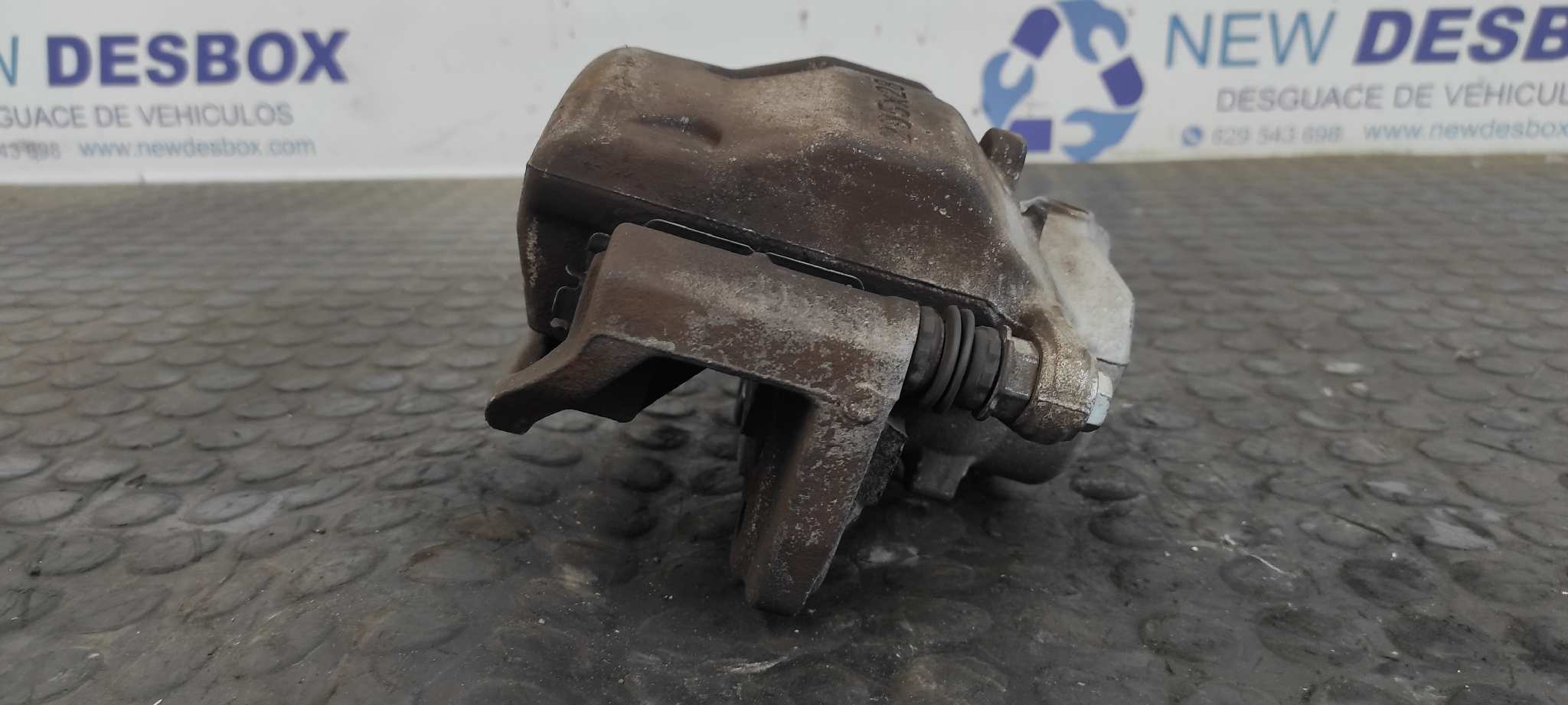 PINZA DE FRENO DELANTERA IZQUIERDA MERCEDES-BENZ CLASE C (W204) BERLINA - vista 6