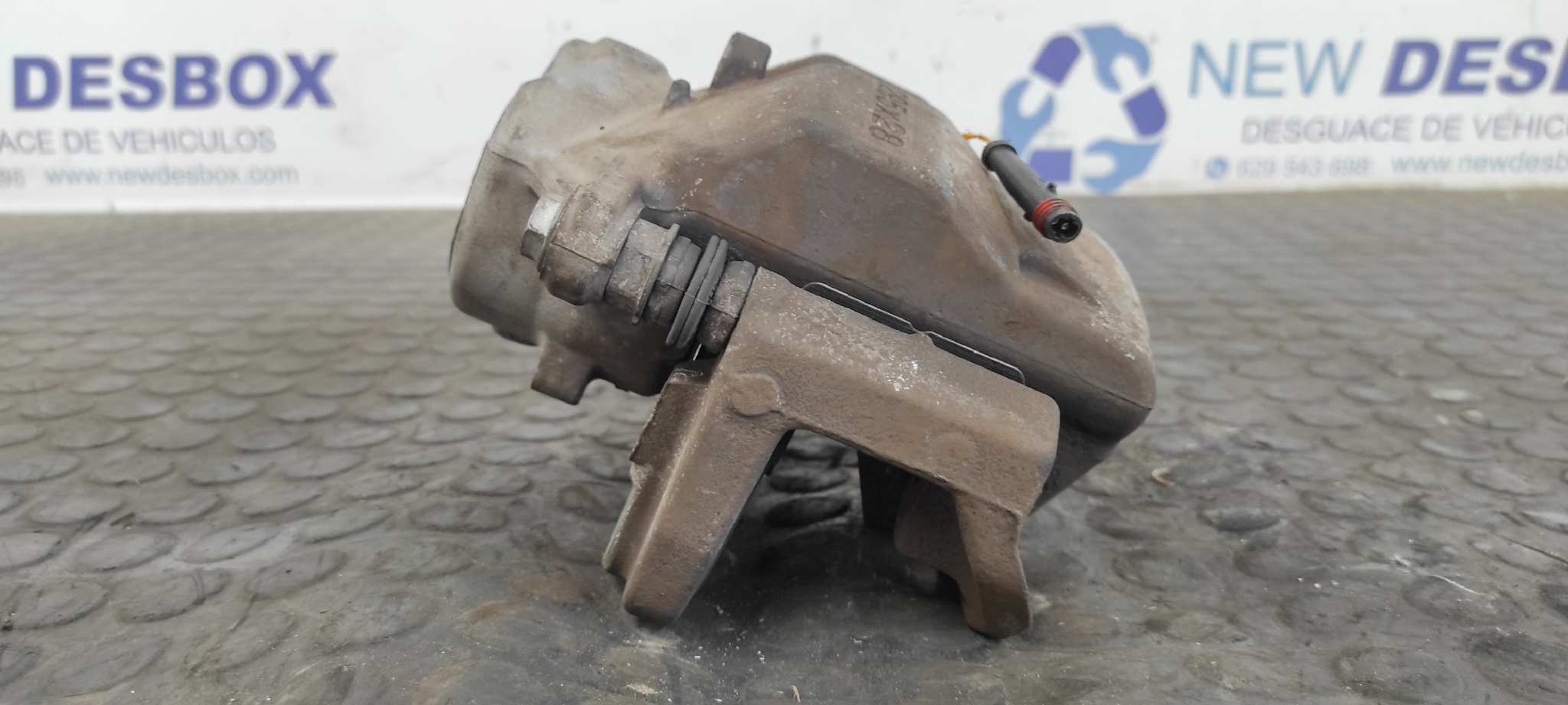 PINZA DE FRENO DELANTERA DERECHA MERCEDES-BENZ CLASE C (W204) BERLINA - vista 8