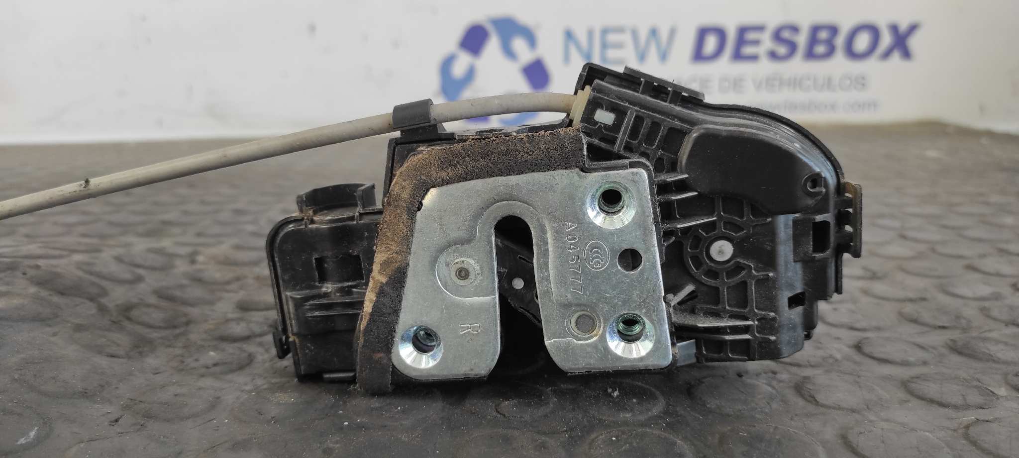 CERRADURA PUERTA TRASERA DERECHA KIA SOUL - vista 7