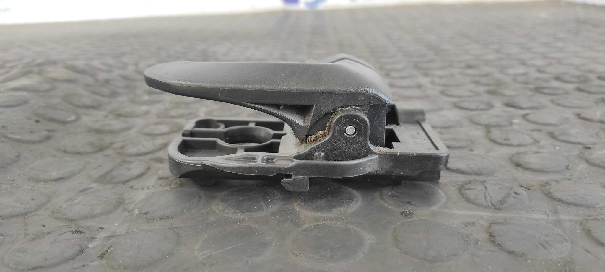 MANETA INTERIOR TRASERA DERECHA KIA SOUL - vista 4