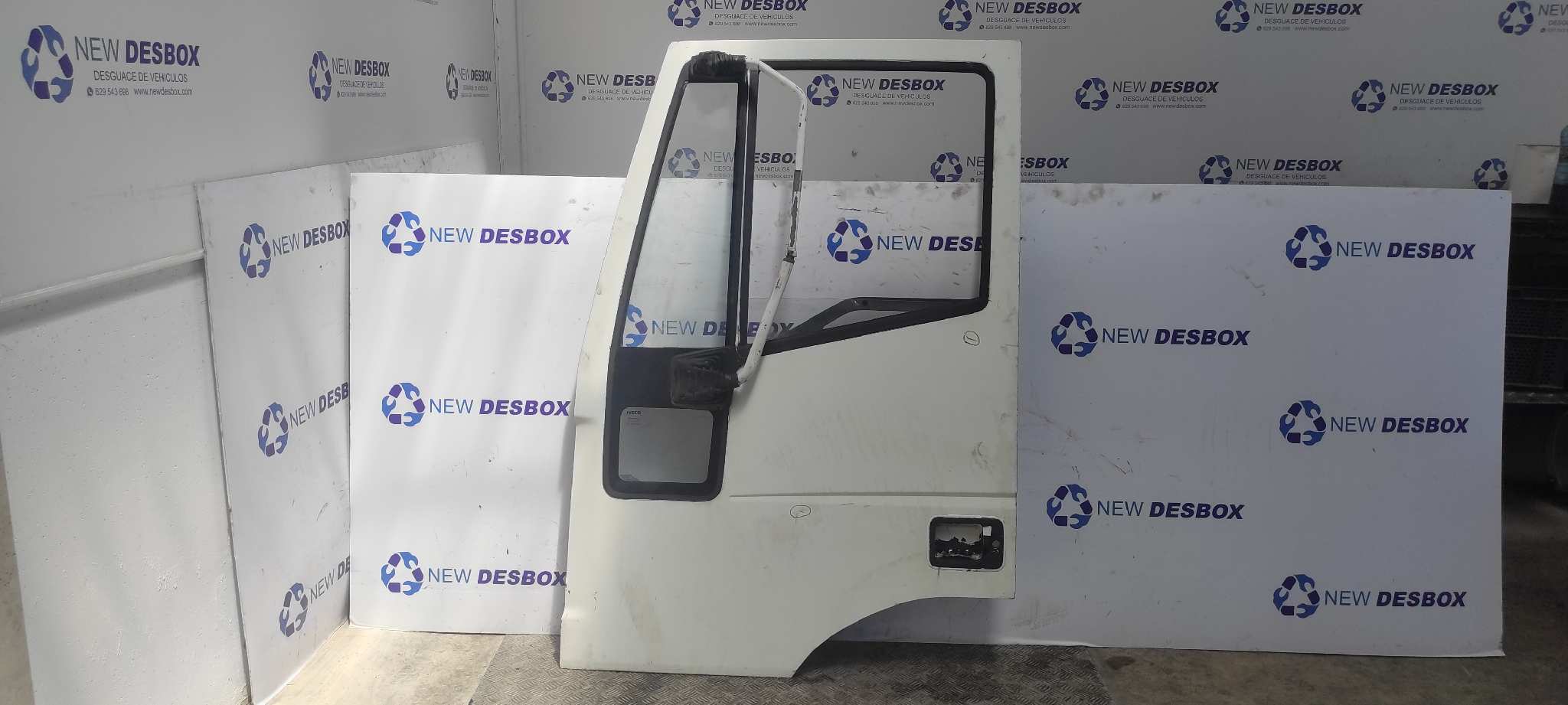 PUERTA DELANTERA IZQUIERDA IVECO SUPERCARGO (ML)