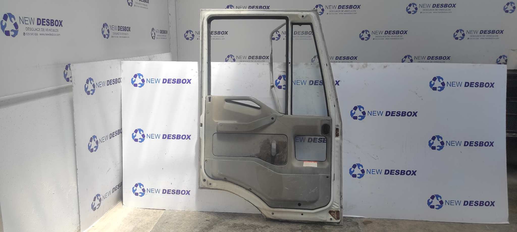 PUERTA DELANTERA IZQUIERDA IVECO SUPERCARGO (ML) - vista 2