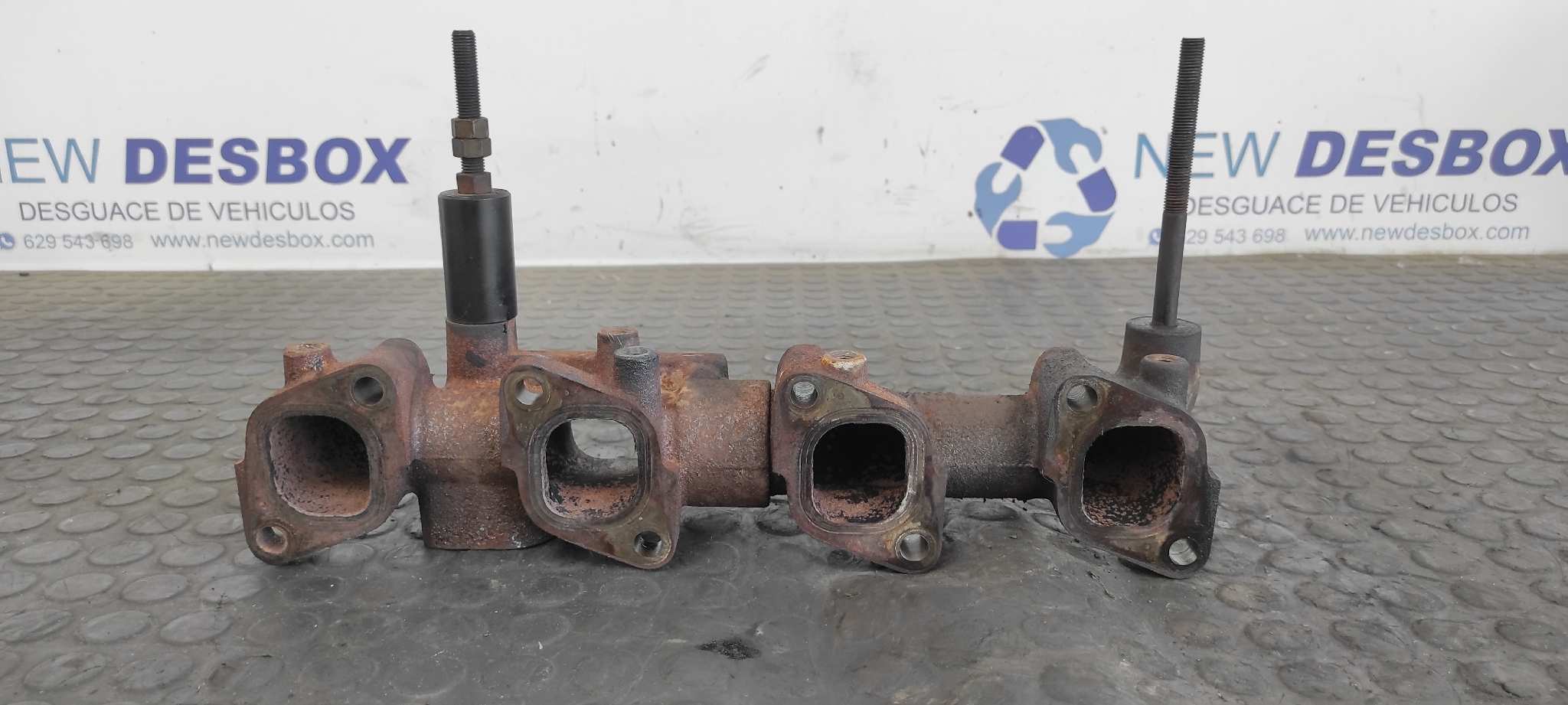 COLECTOR ESCAPE NISSAN TERRANO/TERRANO.II (R20)