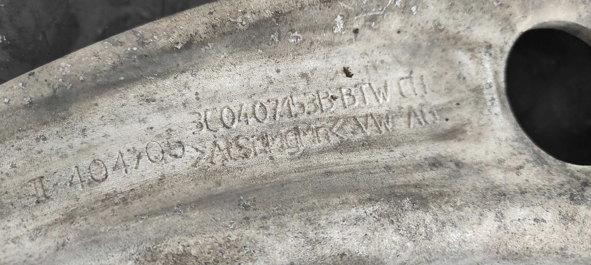 BRAZO DERECHO INFERIOR DELANTERO VOLKSWAGEN PASSAT BERLINA (3C2) - vista 2