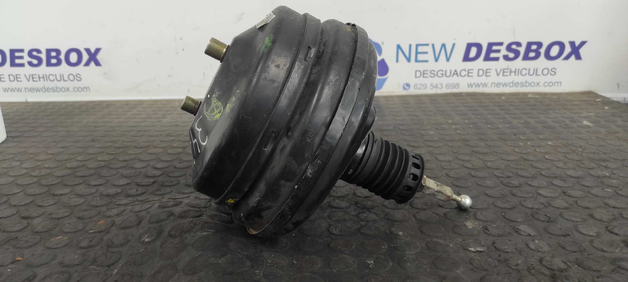 SERVOFRENO VOLKSWAGEN PASSAT BERLINA (3B2) - vista 4